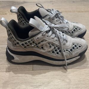 Chic Gray and Black Sneakers